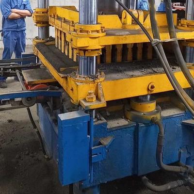 誠(chéng)拓環(huán)保廣東制磚機(jī) : 南昌免燒磚機(jī) 南昌制磚機(jī) 江西壓力機(jī) 南昌制磚機(jī)圖片_高清圖_細(xì)節(jié)圖