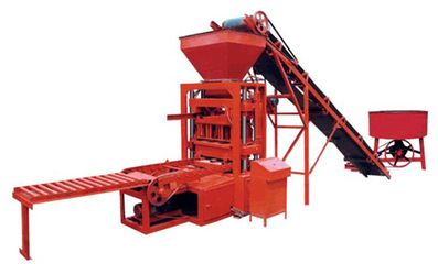 房地產(chǎn)動(dòng)蕩下的免燒磚機(jī)市場 價(jià)格、廠家與建筑機(jī)械行業(yè)的連鎖反應(yīng)